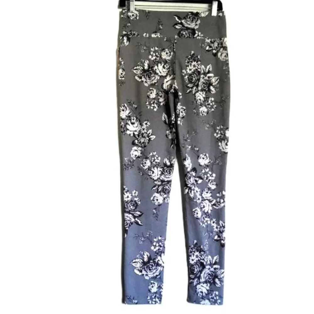 New Bongo Floral Leggings Front Zip Soft Black Gray & White Stretch NWT Sz L